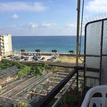 A Due Passi Dal Mare Apartment Vallecrosia Exterior photo